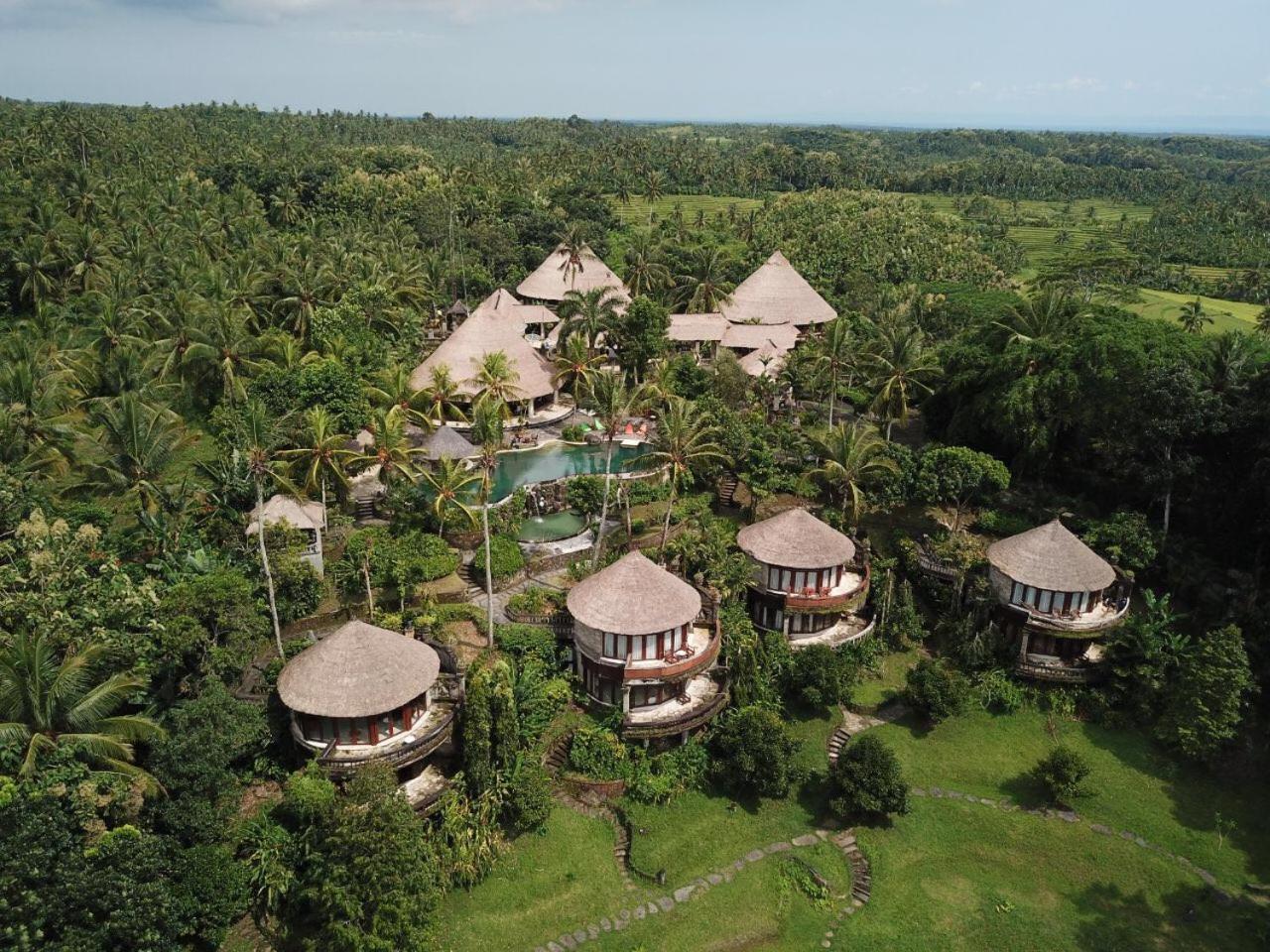 Taman Wana Resort Palasari Negara  Esterno foto